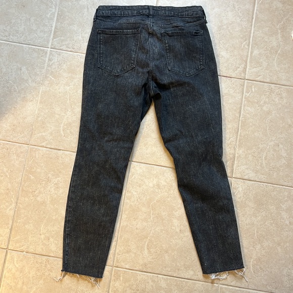 Old navy jeans - Picture 2 of 2